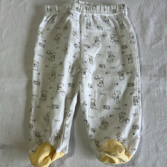 Disney Baby - Winnie the Pooh Cream and Yellow Baby Bodysuit Set - Picture 4 of 7